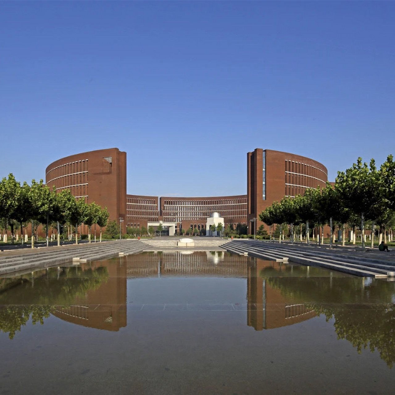 天津大学(天津大学爱尔眼科医院)