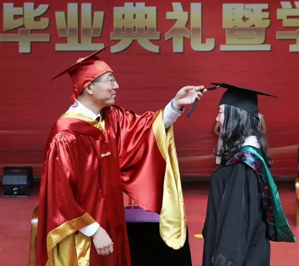 中国农业大学毕业证图片外观大全