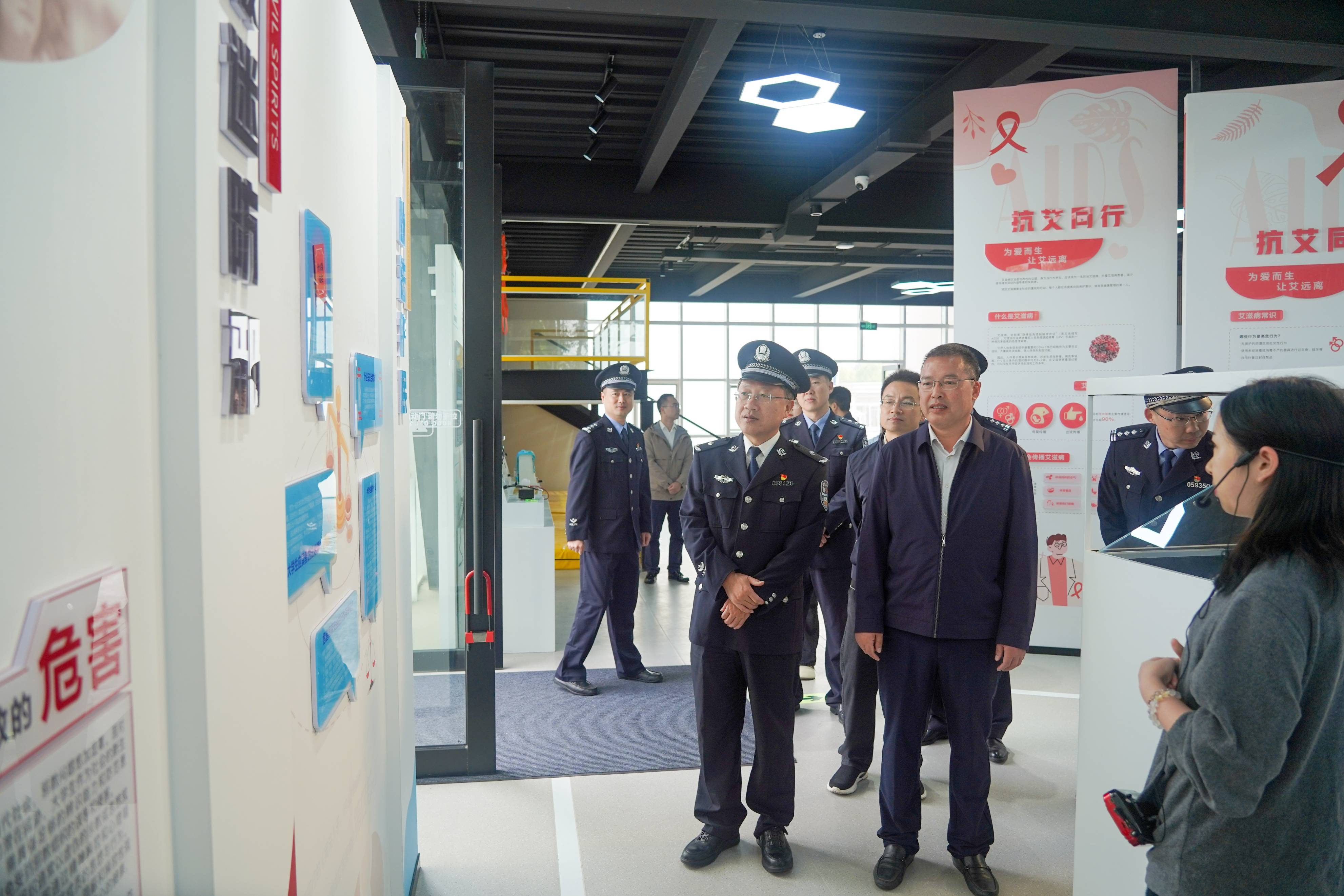 上海财经大学毕业证书编号查询
